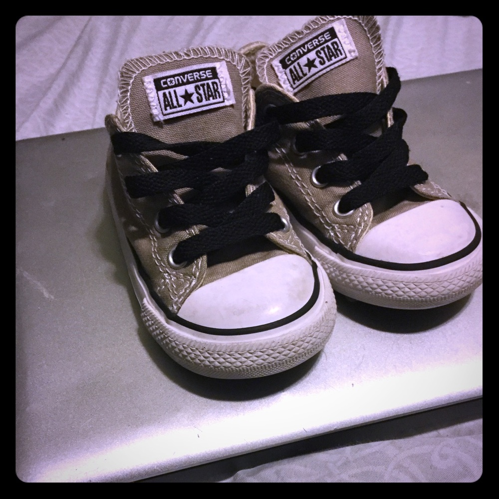 All star chuck Taylors